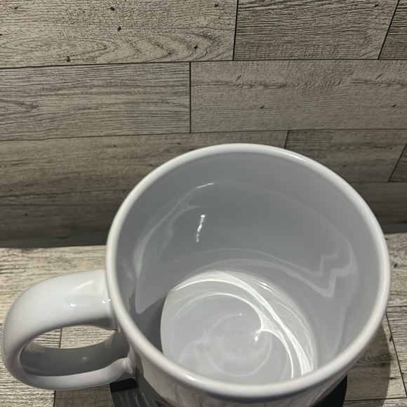 Disney Princess “I woke up like this” 20oz Tumbler NWOT - Picture 2 of 3